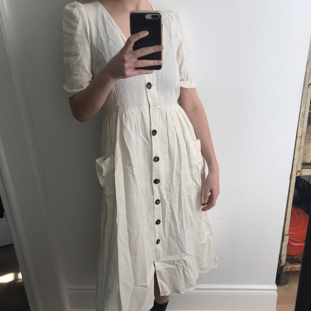 Cottagecore prairie style dress puff sleeves